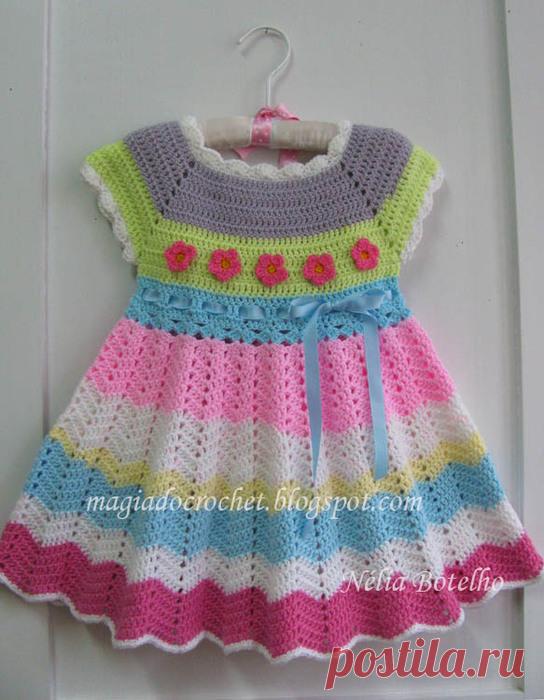 Связать крючком детские и взрослые платья и сарафаны. Идеи