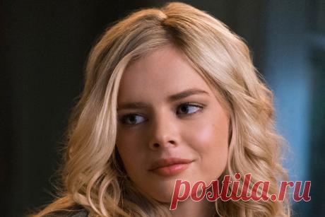 Самара Уивинг