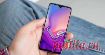 🔴➤● БРЕНДОВЫЕ СМАРТФОНЫ БЕЗ ПЕРЕПЛАТЫ | Samsung выпустила целую линейку дешевых смартфонов. Цены Samsung официально запустила продажи бюджетных смартфонов Galaxy M10 и M20. Их стоимость и спецификации соизмеримы с возможностями и ценой недорогих моделей Xiaomi. Самая младшая модель, как и обещалось, стоит менее $120. | ✦ CNews
