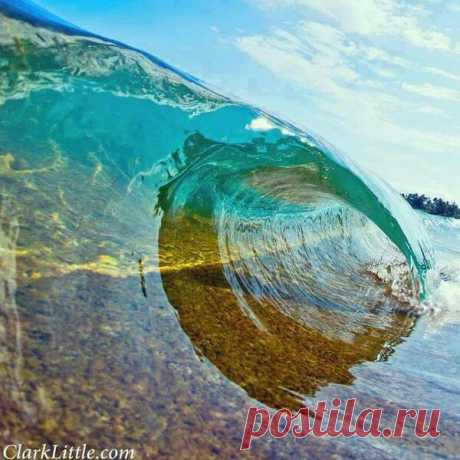 Crystal Clear Waves,