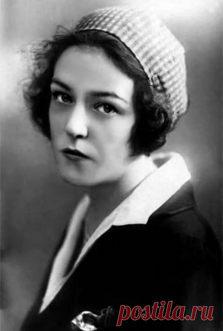 ВЕРОНИКА ТУШНОВА (1911-1965)
