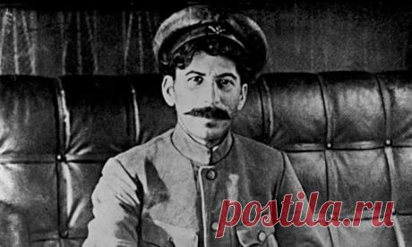 Кем вы считаете Сталина? Период его единоличного правления связывают как с Великой победой и успехами в индустриализации, так и с масштабными репрессиями и массовым голодом.