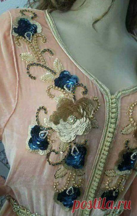 مجموعة قفاطين الفنانات مع الرشمة الخاصة بكل تطبيق (الطرز الرباطي) - خياطتي