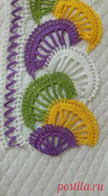 (2) Facebook