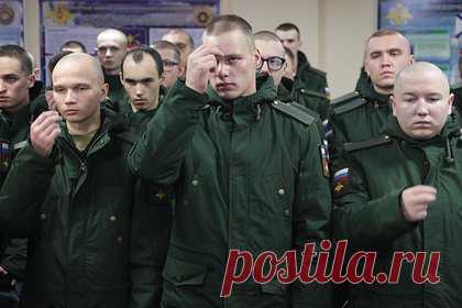 Минобороны назвало сроки осеннего призыва. Что нужно знать призывникам?. Осенний призыв на срочную службу в Вооруженных силах России в 2023 году начнется в свои обычные сроки — 1 октября. Он пройдет во всех регионах страны, заявил заместитель начальника Главного организационно-мобилизационного управления Генерального штаба контр-адмирал Владимир Цимлянский.