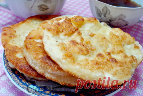 СЫРНЫЕ ЛЕПЕШКИ с хрустящей корочкой и слоистой серединкой|Объедение!