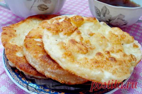 СЫРНЫЕ ЛЕПЕШКИ с хрустящей корочкой и слоистой серединкой|Объедение!