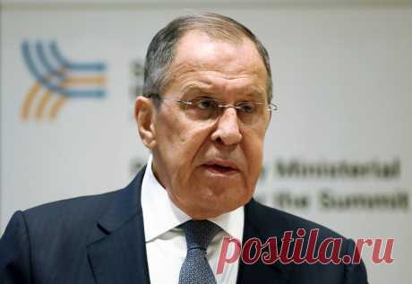 Лавров назвал Запад «империей лжи», обвинив его в невыполнении обязательств. Глава МИД РФ отметил, что США и Европа привыкли смотреть на мир свысока.