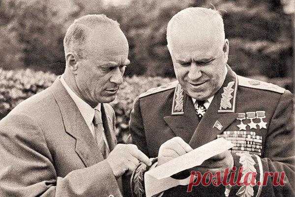 «Иван Грозный» - такое прозвище первый председатель КГБ и начальник ГРУ Иван Серов получил за тяжёлый и нелюдимый характер. Впрочем, это не мешало ему успешно выполнять служебные обязанности – вплоть до скандальной отставки в 1963 году.