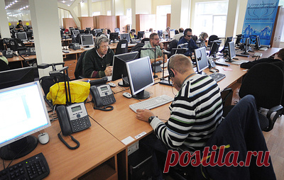 Работающим людям с инвалидностью с выдающимися достижениями сохранят допвыплаты. Размер дополнительного материального обеспечения составляет от 22,1 тыс. до 36,6 тыс. руб. в месяц в зависимости от категории получателей