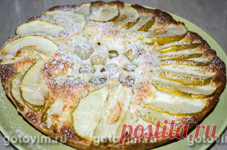 Шарлотка на сгущенном молоке с яблоками и виноградом. Рецепт с фото / Готовим.РУ