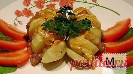 Картофель, запеченный с грудинкой - кулинарный рецепт. Миллион Меню