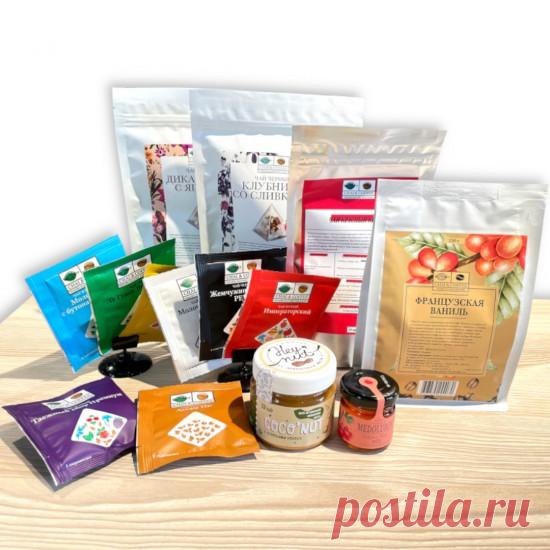 Купить Комплект ко Дню Учителя №41381 из чая в пирамидках, весового и в сашетах, кофе свежей обжарки а также сахар, шоколад, чай, джем, мед и др.