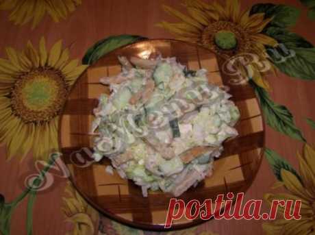 Салат с капустой и сухариками