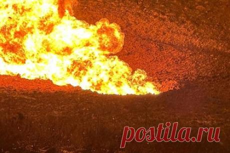 На Украине сообщили о масштабных повреждениях газопровода в Харькове. В украинской госкомпании «Нафтогаз Украина» сообщили, что газопровод в Харькове получил самые масштабные повреждения с начала зимы после российских ударов. Кроме того, в госкомпании заявили, что возгорание на объекте было устранено, а аварийно-диспетчерские бригады уже приступили к ликвидации аварии.