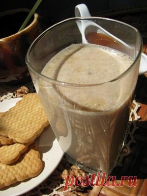 Домашнее топленое молоко с орехами
