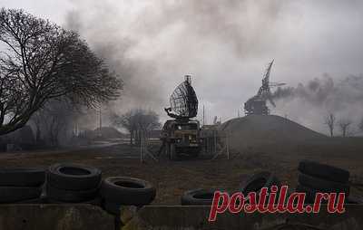 Эксперт заявил, что условия мирного договора будут хуже для Киева из-за военных успехов РФ. Американский экономист, профессор Колумбийского университета в Нью-Йорке Джеффри Сакс также считает, что США больше не должны направлять деньги Украине