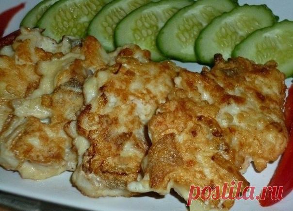 Запись на стене РЫБНЫЕ РАСТРЕПКИОчень удачный и вкусный рецепт. Приготовить очень просто, легко и быстро. Такие оладьи удобно готовить впрок, то есть сделать смесь накануне и поставить в холодильнике, а пожарить, когда необходимо.Ингредиенты:Рыба — 350 г (у меня треска отделённая от костей)Лук — 1 шт (небольшая)Майонез — 2 ст.л.Мука — 2 ст.л.Яйца — 2 штСода — 1/5 ч.л.Соль, специи — по вкусуРастительное масло для жарки...