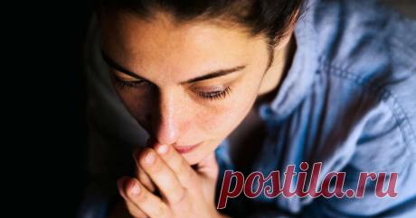 Как перестать обижаться на других людей: 8 шагов к новой жизни Природа наградила человека массой всевозможных эмоций и чувств, из которых обида — одно из самых бесполезных, но одно из самых болезненных переживаний. Рассказываем, как отпустить обиды и начать новый год с чистого листа.