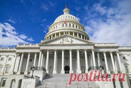 В Конгрессе США начали собирать пожертвования после инцидента с китайским шаром. Американские конгрессмены от Республиканской партии начали собирать добровольные денежные пожертвования после инцидента со сбитым китайским аэростатом. Как минимум 11 конгрессменов в открытых письмах ссылаются на этот инцидент, напоминая о рисках китайского шпионажа и критикуя президента США Джо Байдена.