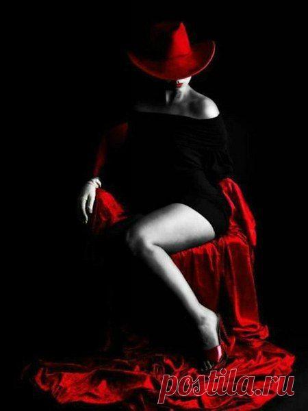 Человеческая память - необъятная сокровищница , хранящая драгоценные кристаллы воспоминаний .
         
 Richard Marx — Getaway