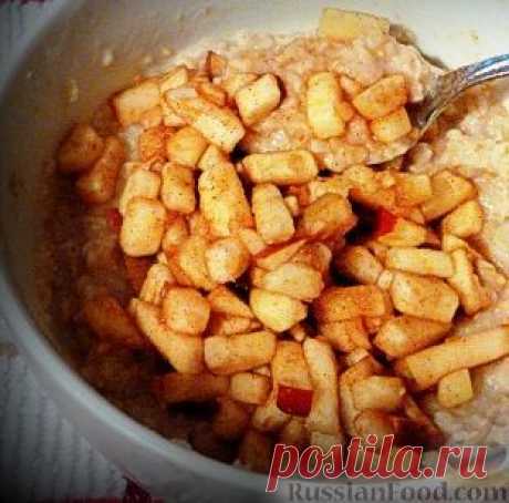 Рецепт: Печеные яблоки с орехами и изюмом на RussianFood.com