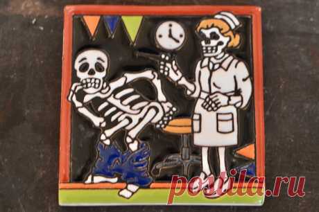 Mosaico de Talavera-Día de los muertos / Catrina enfermera - Etsy Chile
