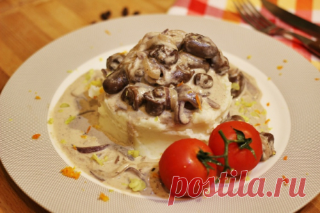 Куриные сердечки в сметане / Простые рецепты