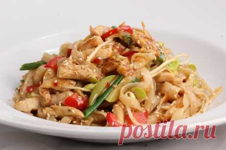 15 простых рецептов лапши вок с курицей