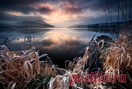1X - New Years Frost by Gary McParland