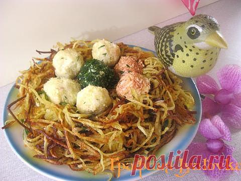 Салат "Пасхальное гнездышко".