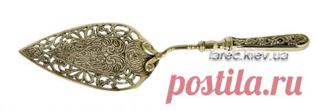 Старая металлическая латунная лопатка для торта с гравировкой | Интернет-магазин подарков Ларец в наличии в офисе