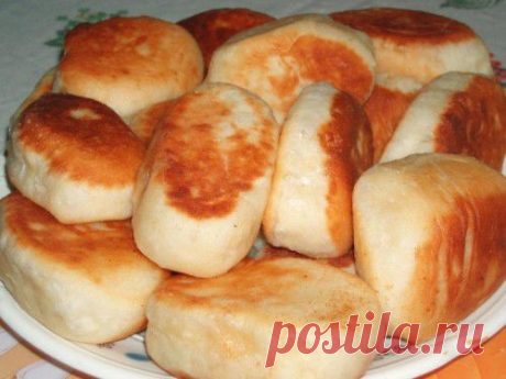 Рецепт быстрых жареных пирожков с курицей и сыром / Простые рецепты