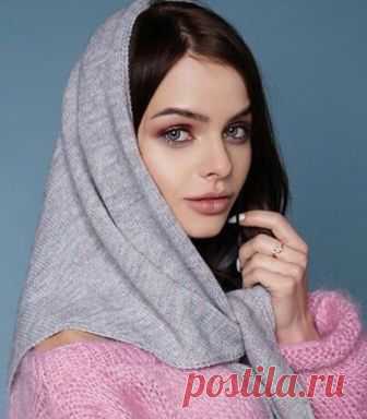 Очень стильный аксессуар! Вязаная косынка, вязаный платок (Мода и стиль) Ну что же, начинается активный вязальный сезон, и сегодня хочу поговорить о тренде уже нескольких сезонов. Вязаная косынка, вязаный платок. Этот незамысловатый аксессуар популярен уже несколько лет…