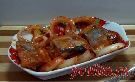 Вкусная селёдочка в ароматном маринаде.