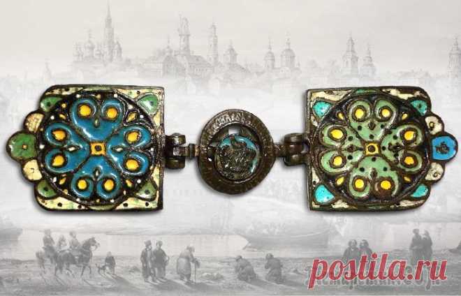 Русские поясные пряжки XVII-XVIII веков: Как появились и кто их носил В этом материале собраны различные пряжки и накладки, которые использовались для оформления поясов во второй половине XVII - XVIII вв. Виртуальная реконструкция помогает представить эти предметы в вид...