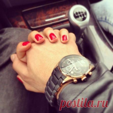 Я об одном Всевышнего молю: храни людей, которых я люблю.