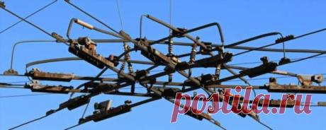 Рогоносец: почему троллейбусы не путаются «рогами»? . Тут забавно !!!