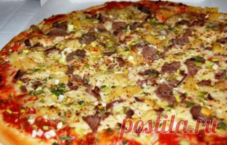 Рецепт очень необычной и очень вкусной пиццы! Пробуйте, вам понравится! &quot;Пицца с мясом и пекинской капустой&quot; Рецепт тут...