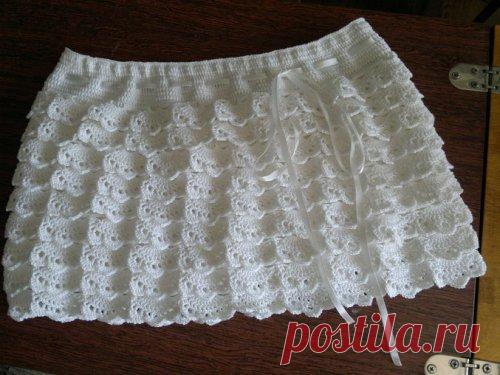 Ажурная юбка с рюшами крючком - описание, схемы+фото
