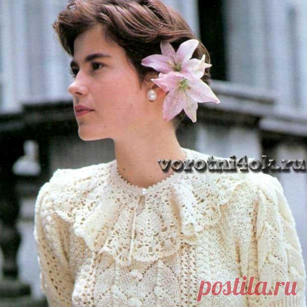 Белый волнистый воротник