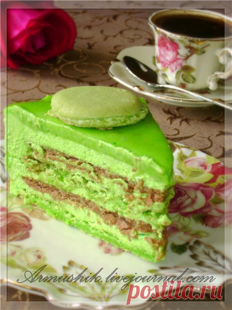 ФИСТАШКОВЫЙ ТОРТ-Macaron Это мой первый Macaron и сразу в виде торта.))Это просто фантастически вкусный торт.Для меня,правда, немного сладковато,но ооочень вкусно. Да,калорийно,да сладко,но в…