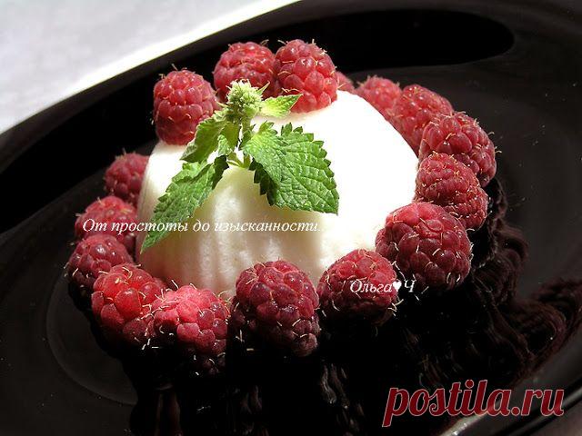 От простоты до изысканности...: Кокосово-мятная "Панна котта" с малиной