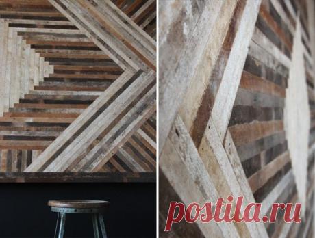 Красивая мозаика на столах из старых реек