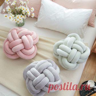 Декоративная подушка-узел своими руками