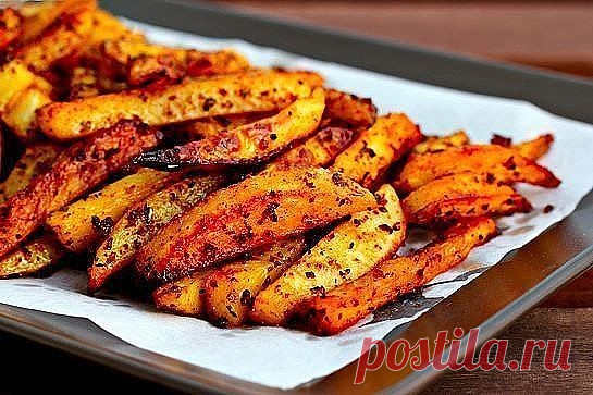 25 рецептов с картошкой:
1. Ароматный картофель фри, запеченный в духовке
2. Картофельный салат с соленым огурцом
3. Печеный картофель с селедочным соусом
4. Картофельные блинчики из пюре 
5. Хачапури с картошкой
6. Картошка в одежке - просто и очень вкусно
7. Драники, запеченные с грибами
8. Картошка по-деревенски
9. Картофельный кугель
10. Картофельные котлеты с грибной подливкой
11. Картофельный салат
12. Чипсы в микроволновке за 10 минут
13. Запеканка из тертого картоф...