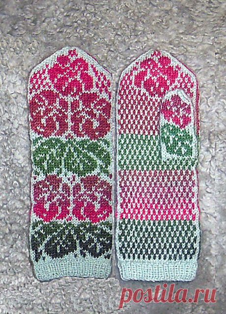Ravelry: Project Gallery for Violets pattern by Natalia Moreva