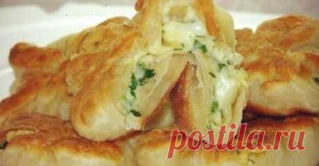 Кефирные конвертики с сыром и зеленью. Всегда готовлю, когда хочется вкусненкого!