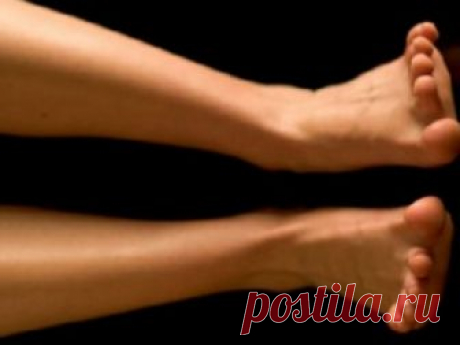 Почему ноги сводит судорогой: причины и помощь: press-pulse