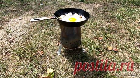 Легенькая мини-печь для туризма из электрочайника Приветствую любителей помастерить, валялся чайник без дела, решил сделать из него мини-печь, сталь там нержавеющая, теоретически должна служить долго. После разборки чайник практически невесомый, очень легкая печь получилась. На такой печи можно легко сжарить яичницу, что-то разогреть, накипятить